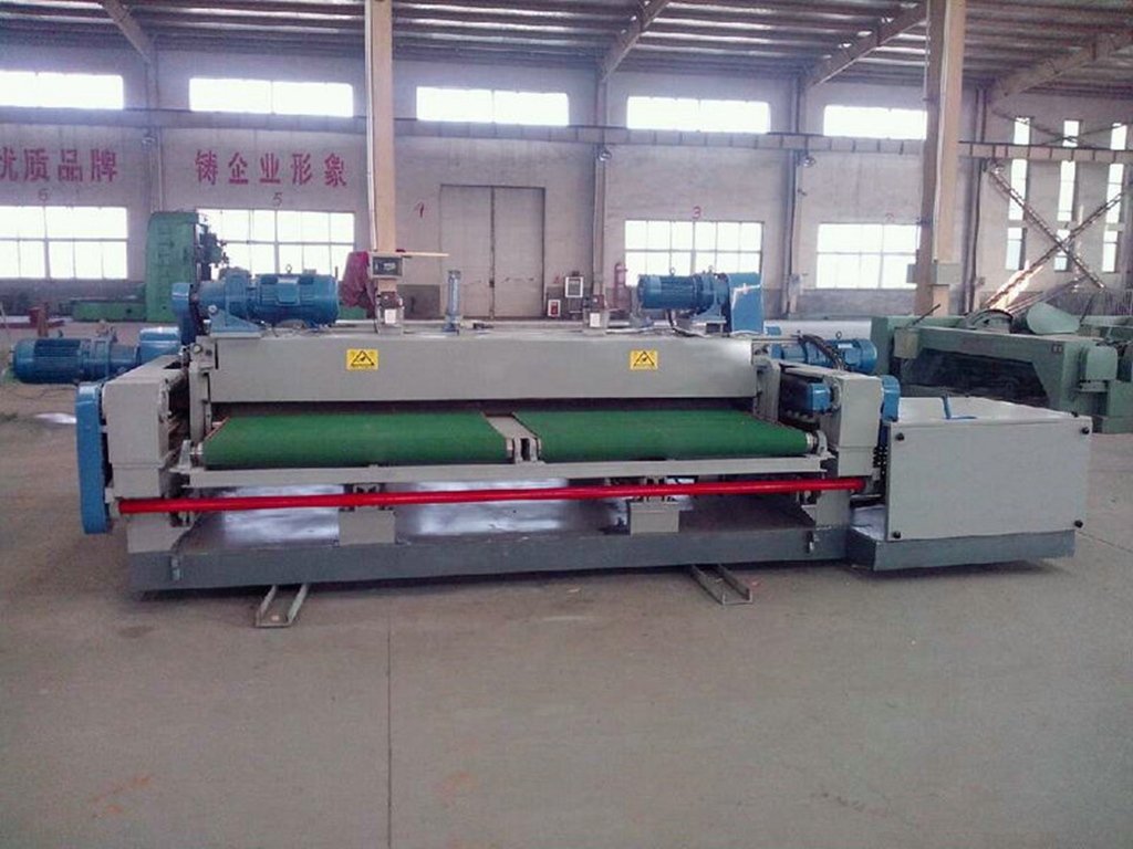 Spindle Less Veneer Rotary Lathe Machine