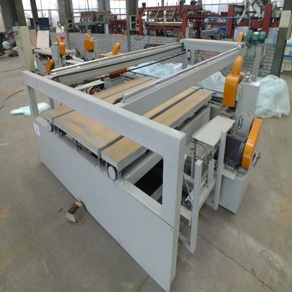High Safety Factor Plywood Triming Saw/Double Edge Trimming Saw /Woodworking Machine From China